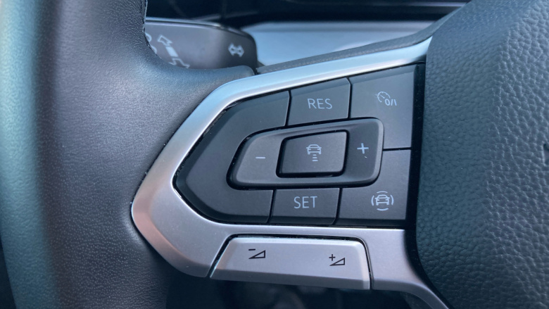 Volkswagen Golf 1.5 TSI Life 5dr Petrol Hatchback